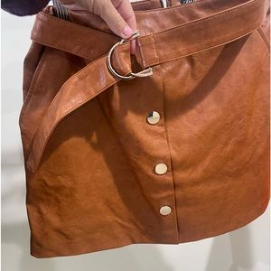 Zara- never been worn skirt. Built in short for comfort. Cowhide color-Size M